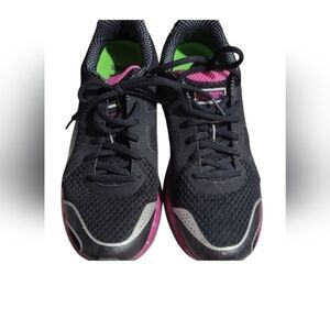 Puma Size 10 Womens Athletic Shoes